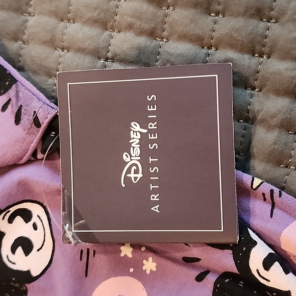 NWT Artist Series shirt. XXL - Picture 6 of 10